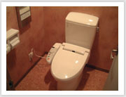 空港警備パーキングでは、女性専用のトイレを完備してます。